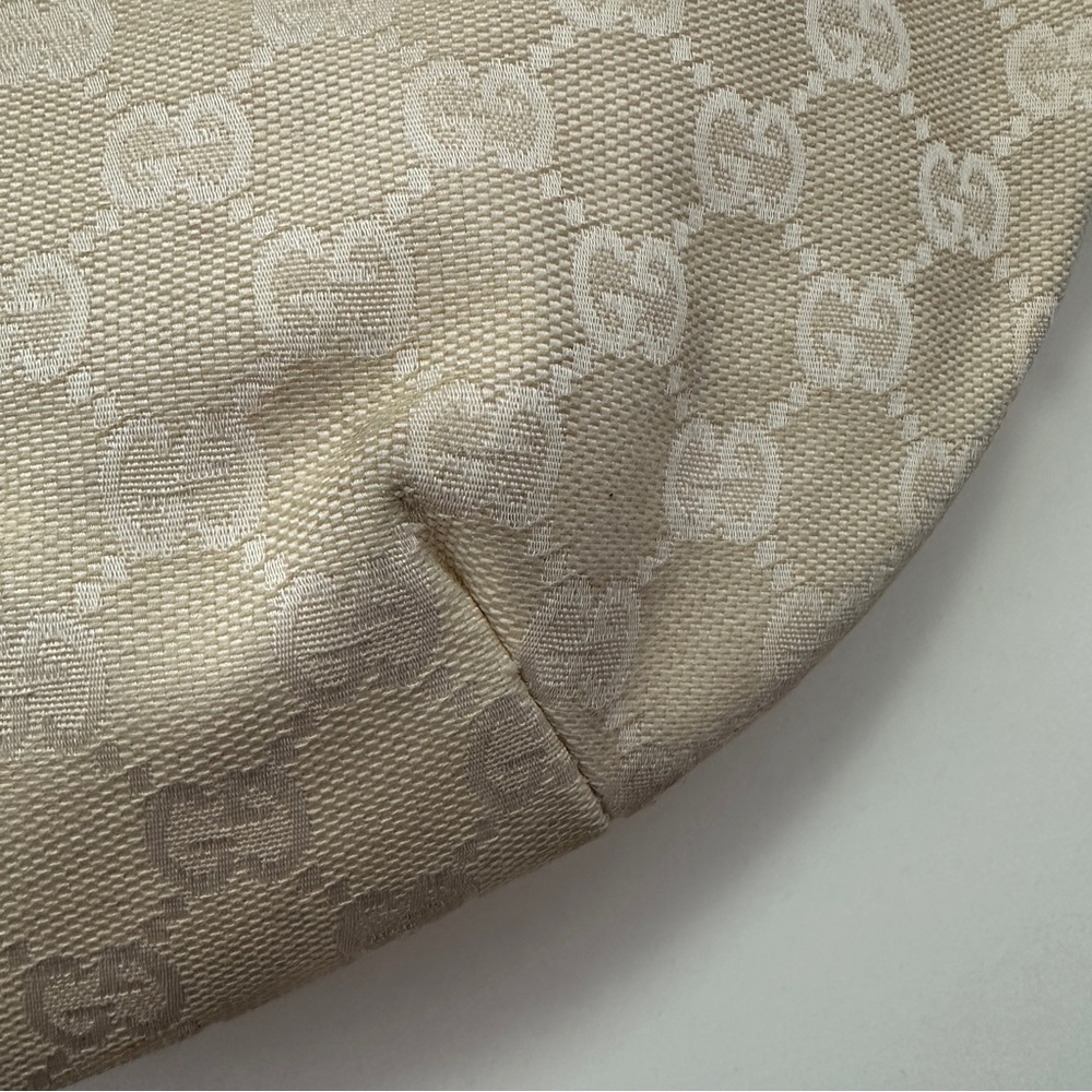 Gucci GG Canvas Cream Hobo Bag with Monogram Print and Leather Trim - Picture 11 of 12